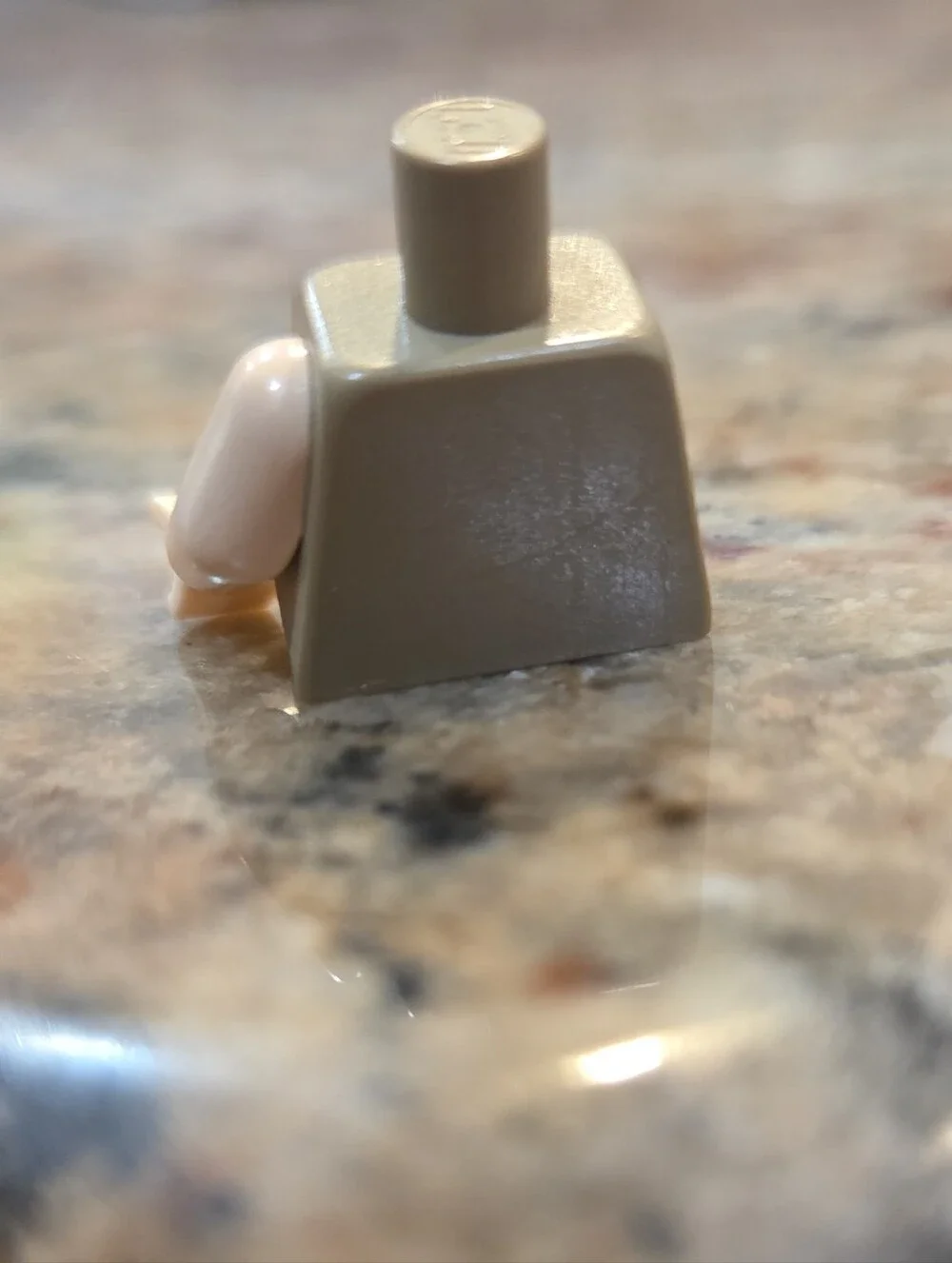 LEGO Viktor Krum Tan Torso Durmstrang Stag Coat of Arms hp068 #4762 Replacement - Picture 4 of 5